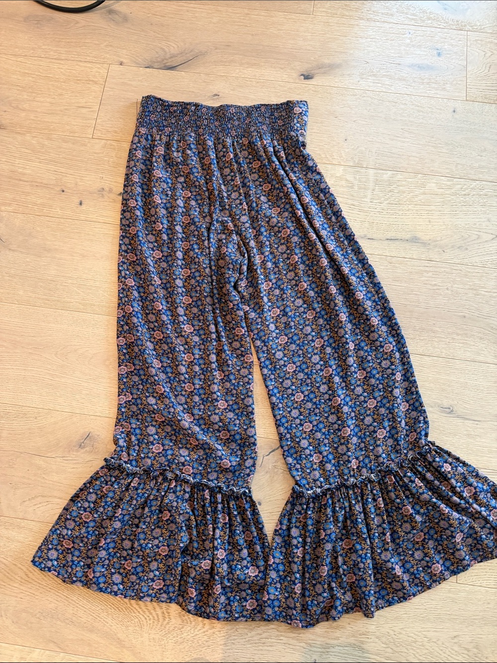 Natural Life Wide Leg Pants Women's Size Medium Pull On Palazzo Smocked Floral - Picture 4 of 6